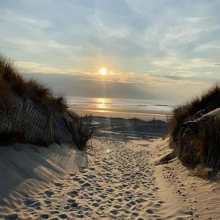 Studio Entre Mer Et Dunes Avec Balcon Vue Laterale Mer 50M Plage Pour 3 Pers Wifi Menage Compris Fort-Mahon-Plage